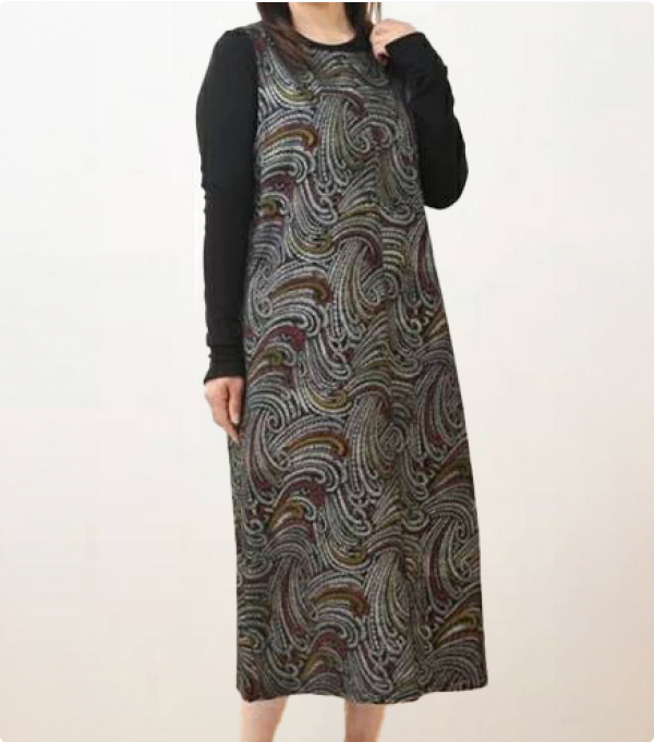 グレーのワンピース